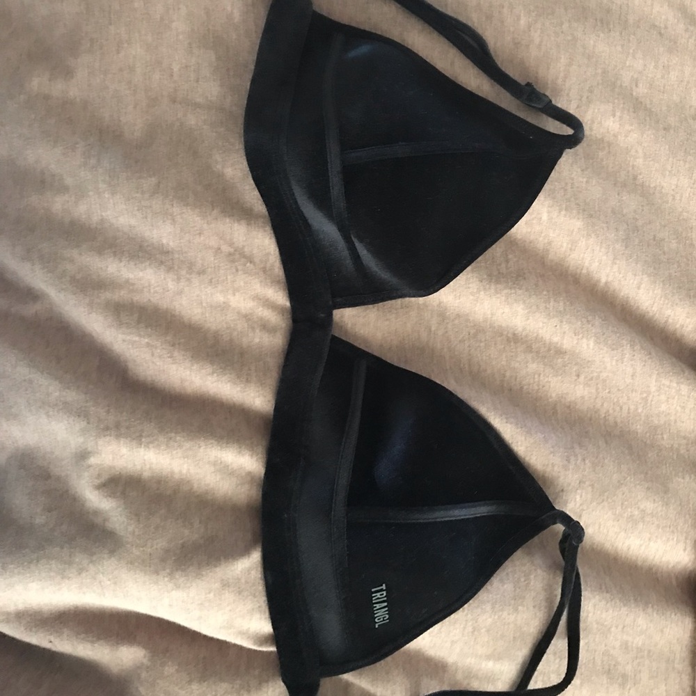 Triangl Toosie top in black